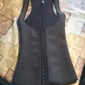 Size XS Charmian Waste trainer